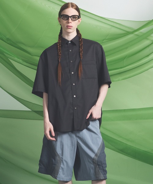 MAISON SPECIAL(メゾンスペシャル)の「《UNISEX》NISHIKAWA KEORI Wool Mix Prime-Over Short Sleeve Shirt/NISHIKAWA KEORIウールミックスプライムオーバーショートスリーブシャツ【MAISON SPECIAL/メゾンスペシャル】■セットアップ対応■(シャツ/ブラウス・メンズ・ダークブラック/その他1/ネイビー/グレイッシュベージュ/ブラック・2/1/0)」の15枚目の写真