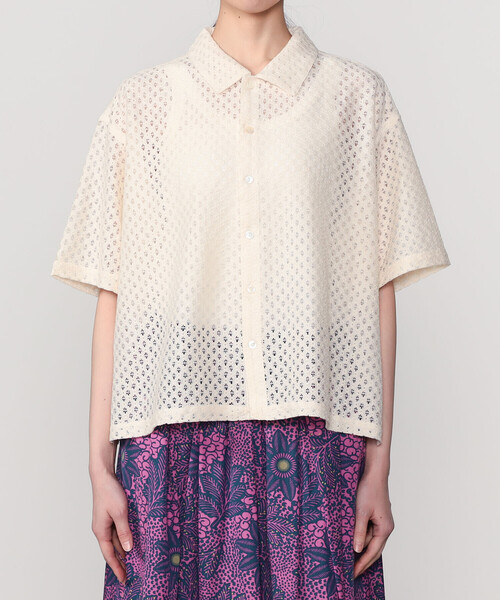 Bshop（ビショップ）の「INDIA INDUSTRY | フラワーレース 半袖シャツ WOMEN（シャツ/ブラウス・レディース・ブルー系その他/ブラック/アイボリー・1）」の11枚目の写真