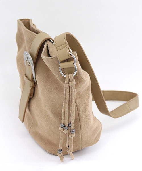 ROROL（ロロル）の「【ROROL】バックルポシェット（ショルダーバッグ・レディース・ベージュ/キャメル・FREE）」の6枚目の写真