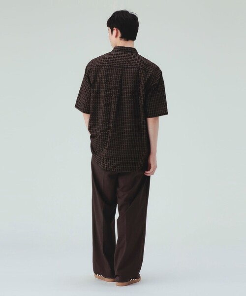 BEAMS HEART(ビームスハート)の「【7/9値下げ】シアサッカー チェック ショートスリーブ シャツ(ユニセックス)(シャツ/ブラウス・メンズ・ダークブラウン/チャコールグレー・LARGE/SMALL/MEDIUM)」の12枚目の写真