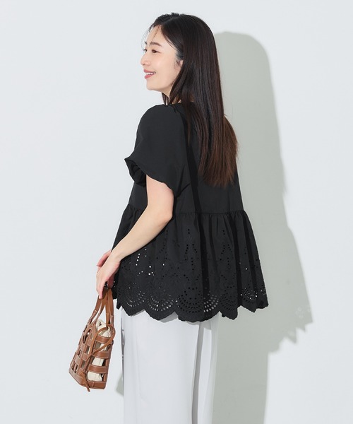 coca(coca)(コカ)の「パンチングレースフレアブラウス(シャツ/ブラウス・レディース・ホワイト/ブラック・L/M)」の15枚目の写真