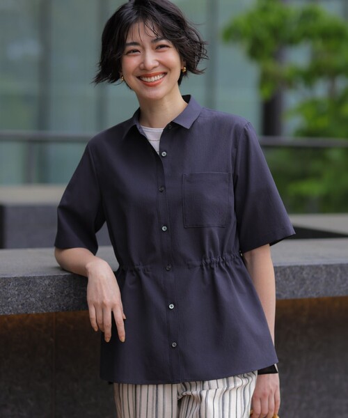 J.PRESS(ジェイプレス)の「【WEB限定】アキハ BREEZE COOL シャツ ブラウス(シャツ/ブラウス・レディース・ブラウン系/グレー系/ライトグレー系・T13/T15)」の1枚目の写真
