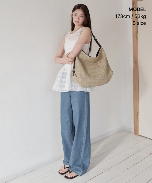 MUSINSA STANDARD WOMAN（ムシンサスタンダードウーマン）の「ウィメンズシアースモーキングスリーブレスチュニック[アイボリー]（シャツ/ブラウス・レディース・その他・X-SMALL/SMALL/MEDIUM/LARGE）」の2枚目の写真