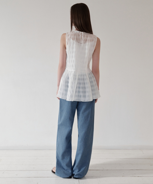 MUSINSA STANDARD WOMAN（ムシンサスタンダードウーマン）の「ウィメンズシアースモーキングスリーブレスチュニック[アイボリー]（シャツ/ブラウス・レディース・その他・X-SMALL/SMALL/MEDIUM/LARGE）」の3枚目の写真