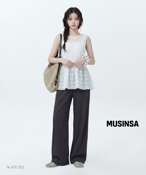 MUSINSA STANDARD WOMAN（ムシンサスタンダードウーマン）の「ウィメンズシアースモーキングスリーブレスチュニック[アイボリー]（シャツ/ブラウス・レディース・その他・X-SMALL/SMALL/MEDIUM/LARGE）」の8枚目の写真