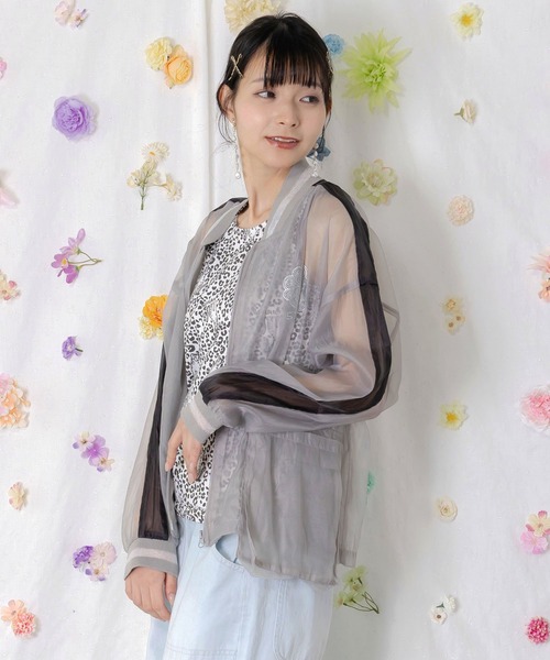ScoLar(スカラー)の「162609:オーガンジー×ナイロン 異素材シアーブルゾン(ブルゾン・レディース・グレー/サックスブルー/ブラック・M)」の6枚目の写真