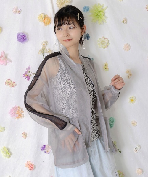 ScoLar(スカラー)の「162609:オーガンジー×ナイロン 異素材シアーブルゾン(ブルゾン・レディース・グレー/サックスブルー/ブラック・M)」の8枚目の写真