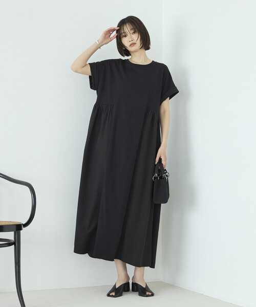 Firsthand（ファーストハンド）の「Firsthand/ファーストハンド オーガニックコットン 異素材 ドッキング ギャザー ワンピース（ワンピース・レディース・ブラック/チャコールグレー/ピンク・FREE）」の2枚目の写真