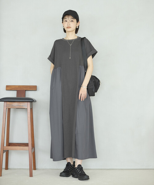 Firsthand（ファーストハンド）の「Firsthand/ファーストハンド オーガニックコットン 異素材 ドッキング ギャザー ワンピース（ワンピース・レディース・ブラック/チャコールグレー/ピンク・FREE）」の5枚目の写真
