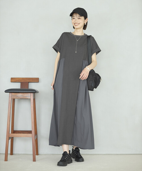 Firsthand（ファーストハンド）の「Firsthand/ファーストハンド オーガニックコットン 異素材 ドッキング ギャザー ワンピース（ワンピース・レディース・ブラック/チャコールグレー/ピンク・FREE）」の6枚目の写真