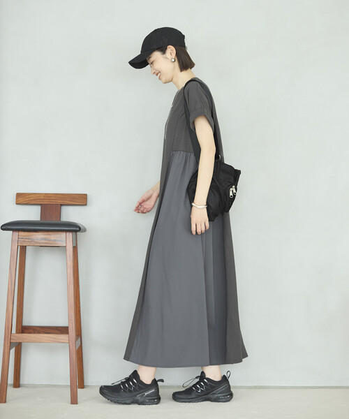 Firsthand（ファーストハンド）の「Firsthand/ファーストハンド オーガニックコットン 異素材 ドッキング ギャザー ワンピース（ワンピース・レディース・ブラック/チャコールグレー/ピンク・FREE）」の9枚目の写真