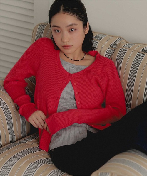 miette(ミエット)の「レイヤード配色クルーネックニットカーディガン(カーディガン/ボレロ・レディース・レッド/ブラウン/マスタード・FREE)」の22枚目の写真