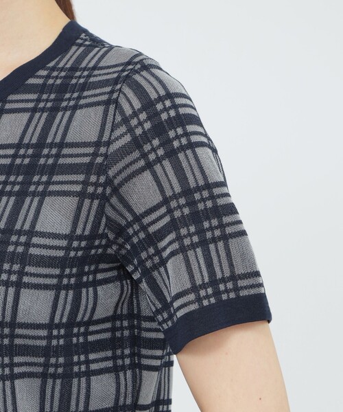Paul Stuart（ポールスチュアート）の「【WEB・一部店舗限定/ウォッシャブル】チェックジャカード　プルオーバー（Tシャツ/カットソー・レディース・ネイビー/ホワイト・6）」の8枚目の写真