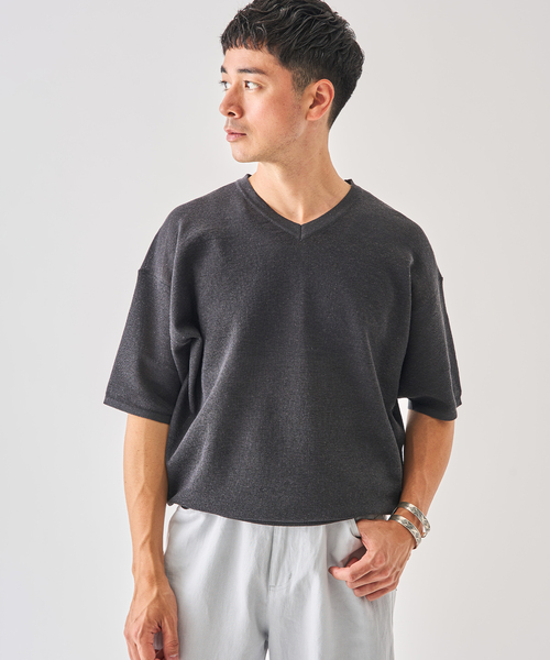 EDIFICE(エディフィス)の「LINEN LUXE V ネック ニット Tシャツ(Tシャツ/カットソー・メンズ・ブラック/パープル/ブルー系その他・MEDIUM/LARGE)」の6枚目の写真