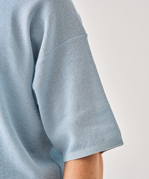 EDIFICE(エディフィス)の「LINEN LUXE V ネック ニット Tシャツ(Tシャツ/カットソー・メンズ・ブラック/パープル/ブルー系その他・MEDIUM/LARGE)」の17枚目の写真