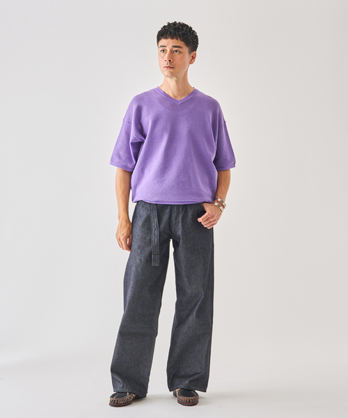 EDIFICE(エディフィス)の「LINEN LUXE V ネック ニット Tシャツ(Tシャツ/カットソー・メンズ・ブラック/パープル/ブルー系その他・MEDIUM/LARGE)」の19枚目の写真