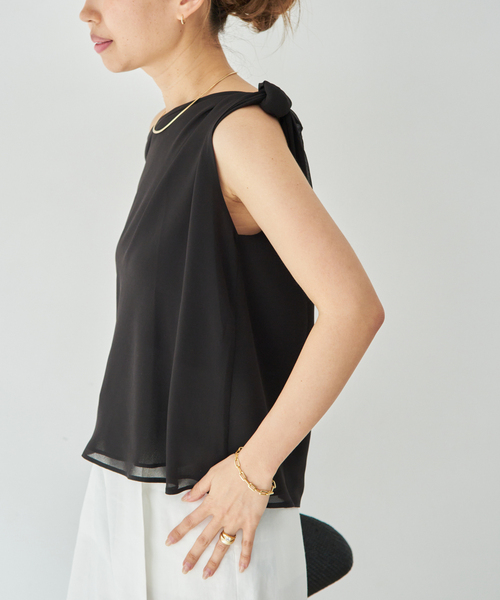 Deuxieme Classe（ドゥーズィエムクラス）の「【BY SLOAN/バイ スローン】Georgette Knot Twist Top（シャツ/ブラウス・レディース・ブラック・FREE）」の2枚目の写真