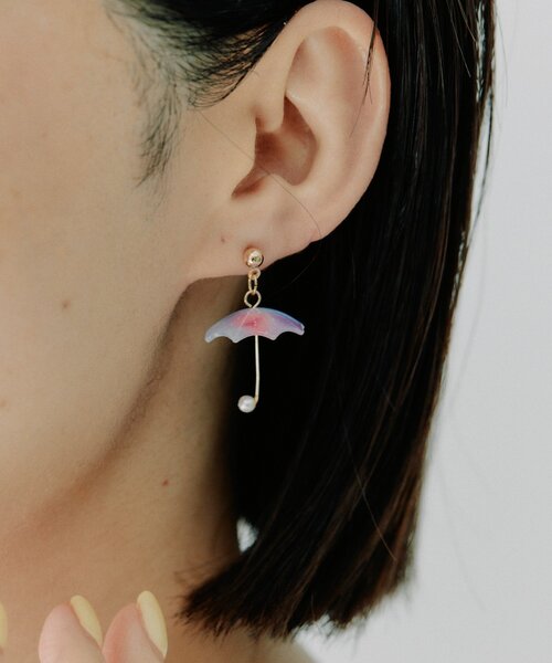 ear PAPILLONNER（イアパピヨネ）の「《WEB限定》)踊るアンブレラピアス（ピアス（両耳用）・レディース・バイオレット/レモンイエロー/ブルー系その他・FREE）」の17枚目の写真