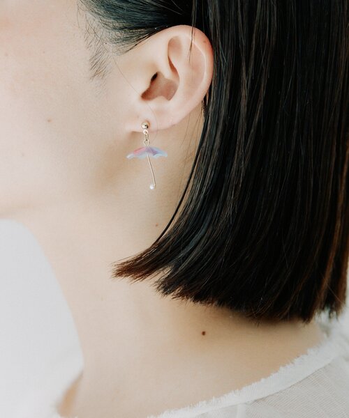 ear PAPILLONNER（イアパピヨネ）の「《WEB限定》)踊るアンブレラピアス（ピアス（両耳用）・レディース・バイオレット/レモンイエロー/ブルー系その他・FREE）」の18枚目の写真