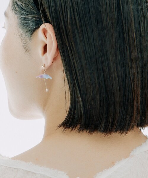 ear PAPILLONNER（イアパピヨネ）の「《WEB限定》)踊るアンブレラピアス（ピアス（両耳用）・レディース・バイオレット/レモンイエロー/ブルー系その他・FREE）」の19枚目の写真