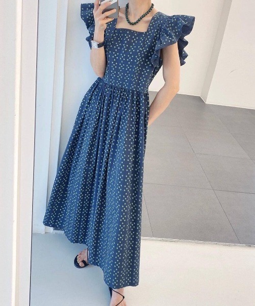 FAVORITO（ファヴォリート）の「フレアスリーブドット柄ワンピース（ワンピース・レディース・ダークブルー/ホワイト・F）」の8枚目の写真