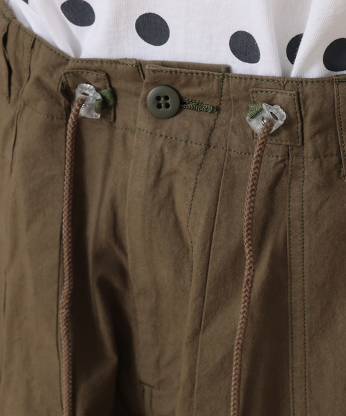 JOURNAL STANDARD LUXE(ジャーナルスタンダード ラックス)の「バフワッシャー ベイカーパンツ(その他パンツ・レディース・カーキ/ホワイト・SMALL/MEDIUM)」の21枚目の写真