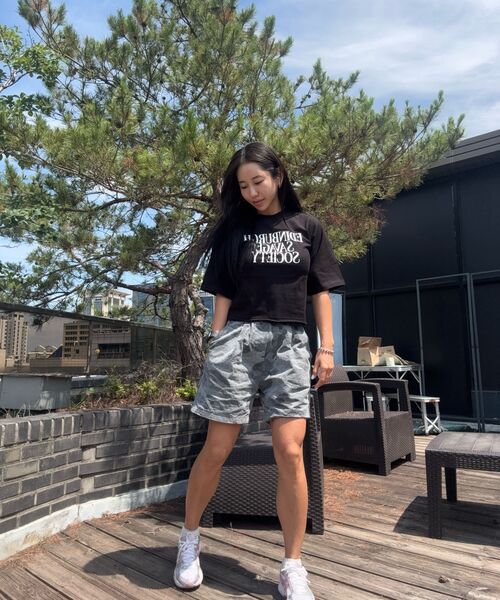 MILK ASH AND DOLLS(ミルク アッシュ アンド ドールズ)の「エディンバラ クロップショートスリーブ - ブラック(Tシャツ/カットソー・レディース・ブラック・SMALL/MEDIUM)」の2枚目の写真