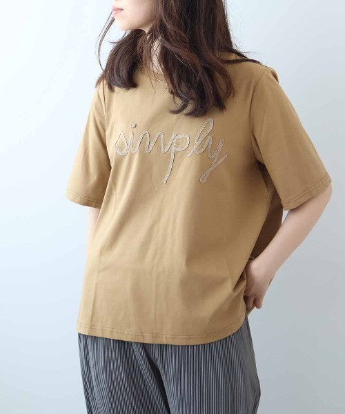 leswel(レスウェル)の「【M~5L】コード刺しゅうロゴTシャツ(Tシャツ/カットソー・レディース・ブラウン/ライトグレー/チャコールグレー・3L/LL/L/M/5L/4L)」の4枚目の写真