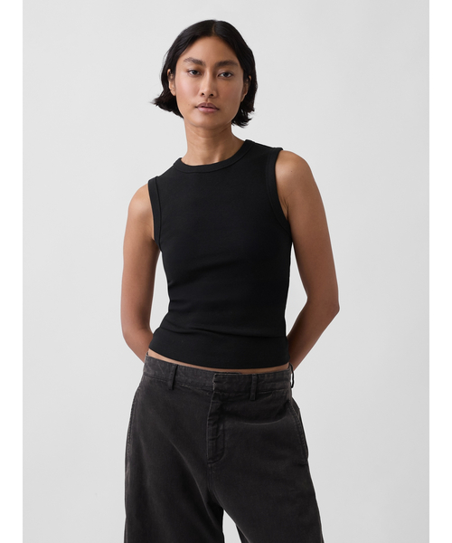GAP(ギャップ)の「モダン クルーネック タンクトップ(タンクトップ・レディース・ホワイト/ブラック/ブラウン・XXS/XL/L/S/M/XS)」の3枚目の写真