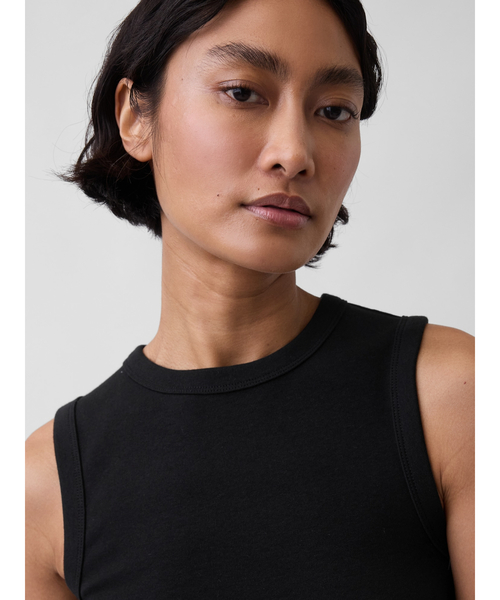 GAP(ギャップ)の「モダン クルーネック タンクトップ(タンクトップ・レディース・ホワイト/ブラック/ブラウン・XXS/XL/L/S/M/XS)」の10枚目の写真