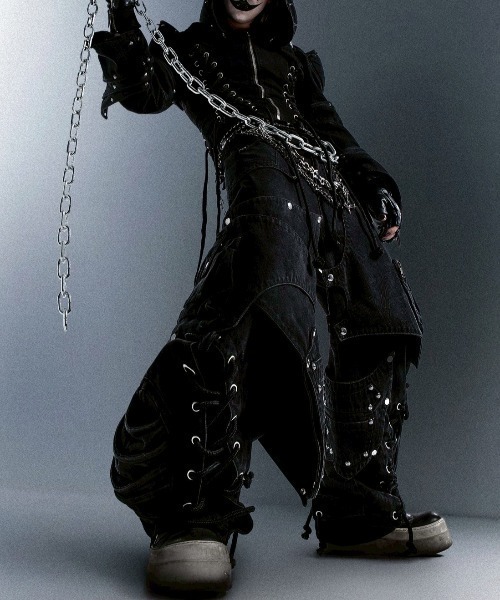 UNIZ(ユニズ)の「【UNIZ】Dragon Slayer Hood Pants / 【ユニズ】ドラゴンレースアップパッチワークデニムカーゴパンツ(デニムパンツ・メンズ・ブラック・01/00)」の16枚目の写真