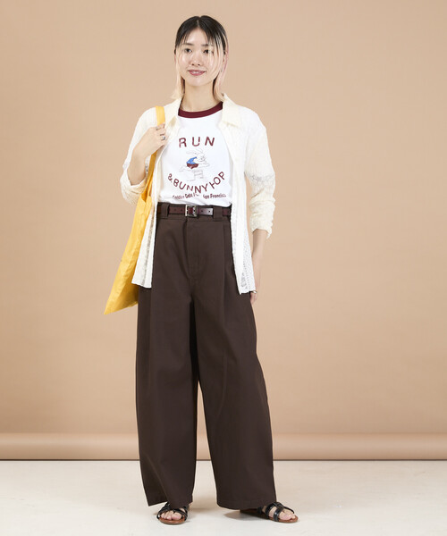 Freada(フリーダ)の「Freada/フリーダ 花柄カットレースシャツ(シャツ/ブラウス・レディース・ブラック/ホワイト・ONE SIZE)」の4枚目の写真