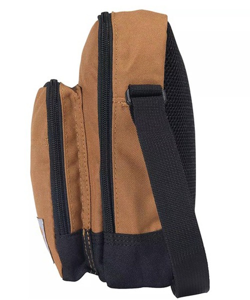 Carhartt(カーハート)の「Carhartt CrossBody ZIP Bag(ショルダーバッグ・メンズ・ブラック/ブラウン/グリーン系その他・FREE)」の5枚目の写真