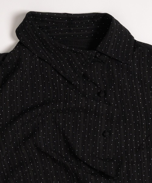 MUHET(ミュエータ)の「gather design shirt blouse / ギャザーデザインブラウス(シャツ/ブラウス・レディース・ネイビー/オフホワイト/ブラック・FREE)」の15枚目の写真