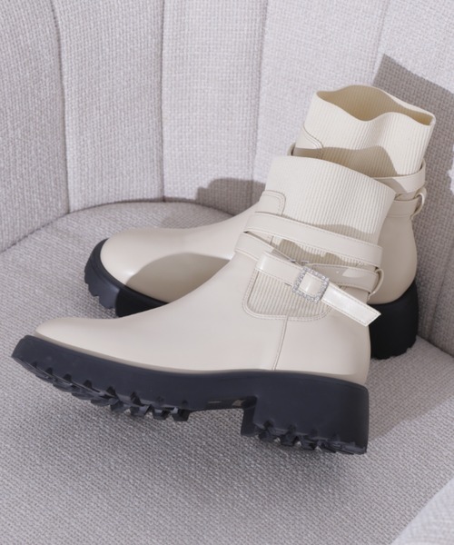 JILL by JILL STUART(ジルバイジルスチュアート)の「ダブルベルトショートブーツ(ブーツ・レディース・ブラック/ホワイト・SMALL/MEDIUM/LARGE)」の4枚目の写真