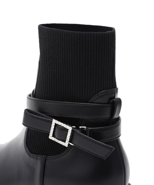JILL by JILL STUART(ジルバイジルスチュアート)の「ダブルベルトショートブーツ(ブーツ・レディース・ブラック/ホワイト・SMALL/MEDIUM/LARGE)」の13枚目の写真