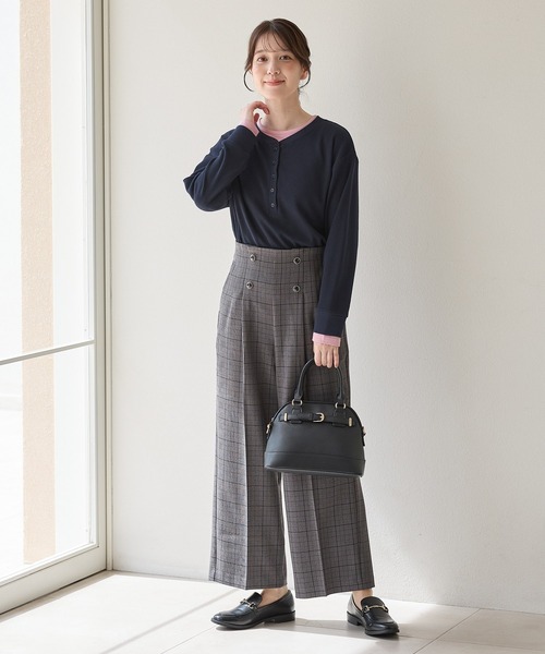 Honeys(ハニーズ)の「ヘンリーネックトップス(Tシャツ/カットソー・レディース・グリーン/ダークパープル/ネイビー/スミクロ・M/L/LL)」の8枚目の写真