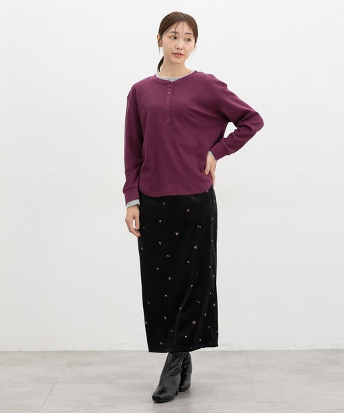 Honeys(ハニーズ)の「ヘンリーネックトップス(Tシャツ/カットソー・レディース・グリーン/ダークパープル/ネイビー/スミクロ・M/L/LL)」の13枚目の写真