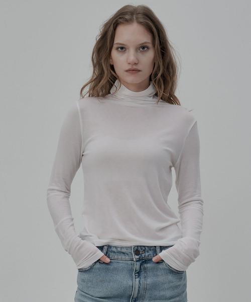 DEARMYDEER(ディアマイディア)の「エッセンシャル ウール タートルネック (4カラー)(Tシャツ/カットソー・レディース・ライトパープル/ブラック/スカイブルー/ホワイト・FREE)」の2枚目の写真