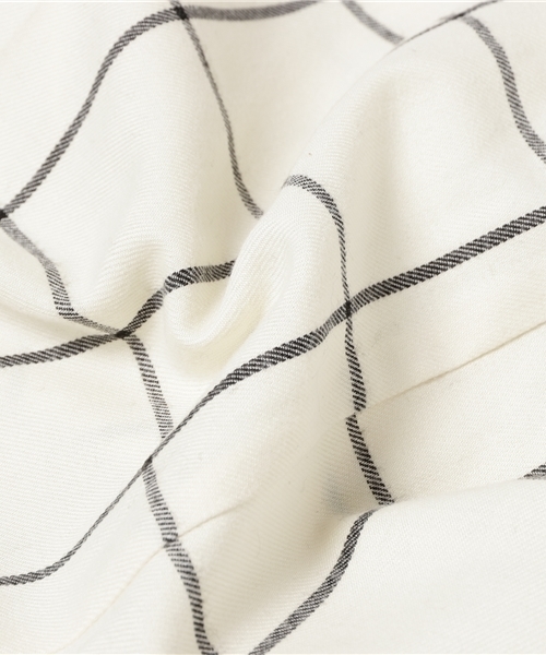 one after another NICE CLAUP（ワンアフターアナザーナイスクラップ）の「タックワイドＰＴ（その他パンツ・レディース・その他2/その他1/アイボリー/ブラック・FREE）」の14枚目の写真