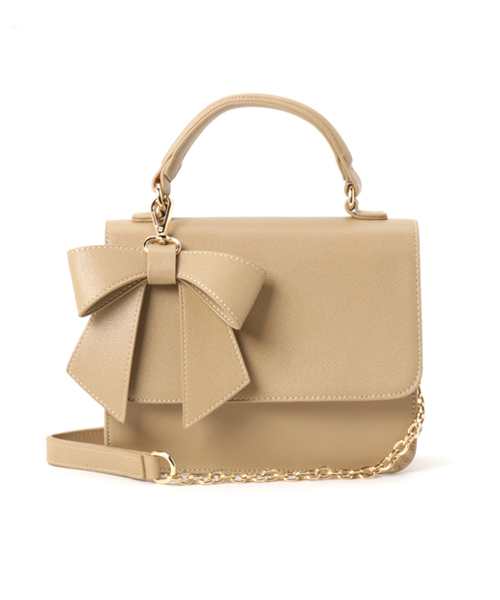 NATURAL BEAUTY BASIC（ナチュラルビューティーベーシック）の「チャームリボンハンドショルダーバッグ（ショルダーバッグ・レディース・ブラック/ベージュ/オレンジ・ﾌﾘ-）」の3枚目の写真