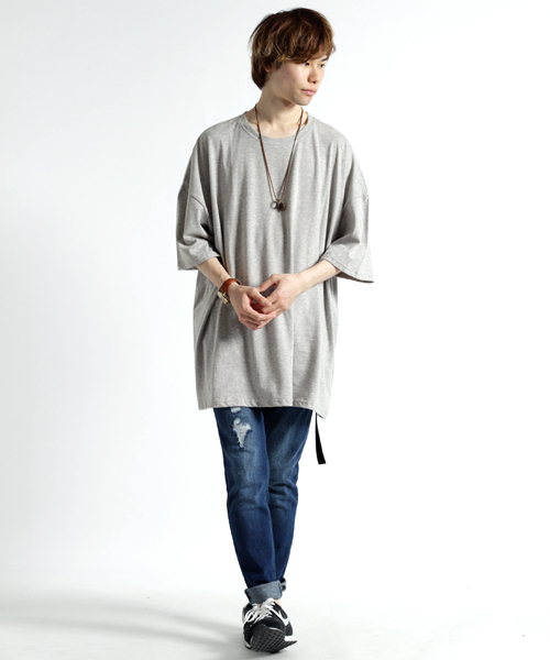 MONO-MART(モノマート)の「スーパーオーバーサイズ ドロップショルダー カットソー ビッグシルエット Tシャツ(Tシャツ/カットソー・メンズ・オフホワイト/グレー/ブルー/ブラック/オリーブ/チャコール/ベージュ/ネイビー・FREE)」の18枚目の写真