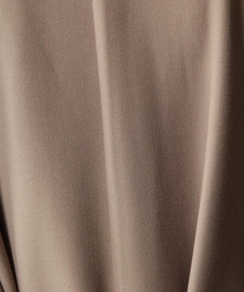 Andemiu（アンデミュウ）の「トロミトレンチコート768895（トレンチコート・レディース・ベージュ/ピンク/グレー・MEDIUM/SMALL）」の12枚目の写真