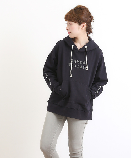 CUBE SUGAR(キューブシュガー)の「裏毛 プルオーバーパーカー(パーカー・レディース・ホワイト/ブラック/トップグレー/カーキ/ネイビー/イエロー・M)」の1枚目の写真