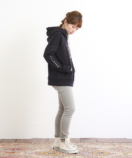 CUBE SUGAR(キューブシュガー)の「裏毛 プルオーバーパーカー(パーカー・レディース・ホワイト/ブラック/トップグレー/カーキ/ネイビー/イエロー・M)」の17枚目の写真