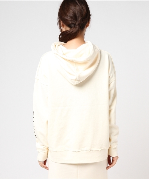 CUBE SUGAR(キューブシュガー)の「裏毛 プルオーバーパーカー(パーカー・レディース・ホワイト/ブラック/トップグレー/カーキ/ネイビー/イエロー・M)」の9枚目の写真