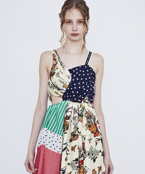 UNITED TOKYO（ユナイテッドトウキョウ）の「ホクサイフラワープリントワンピース（ワンピース・レディース・ホワイト/グリーン・1）」の10枚目の写真