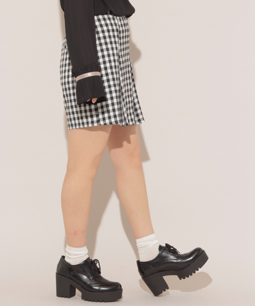 apres jour(アプレジュール)の「ギンガムラップショートパンツ【ZOZOTOWN限定アイテム】(その他パンツ・レディース・ブラック/グレー・フリー)」の5枚目の写真