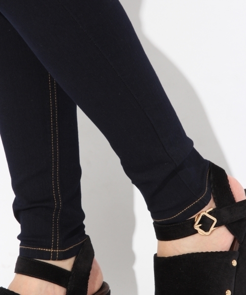 Heather(ヘザー)の「18AW/ヘザーISKOハイウエストスキニー(その他パンツ・レディース・ライトブルー/ブラック/ネイビー/ブラック系その他・SMALL/MEDIUM/X-SMALL/LARGE)」の20枚目の写真