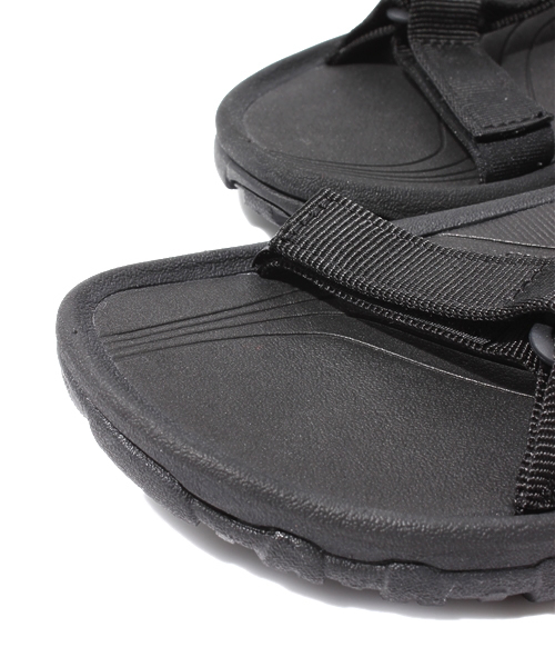 BEAUTY&YOUTH UNITED ARROWS(ビューティーアンドユースユナイテッドアローズ)の「BYBC Teva HURRICANE サンダル(サンダル・レディース・ホワイト/ブラック・6/7)」の9枚目の写真